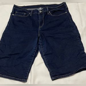 Levi’s jean shorts